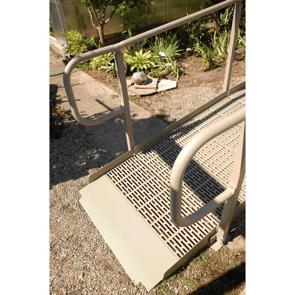 Q-Ramp Modular Access System in Saskatoon – Walking Stick Mobility